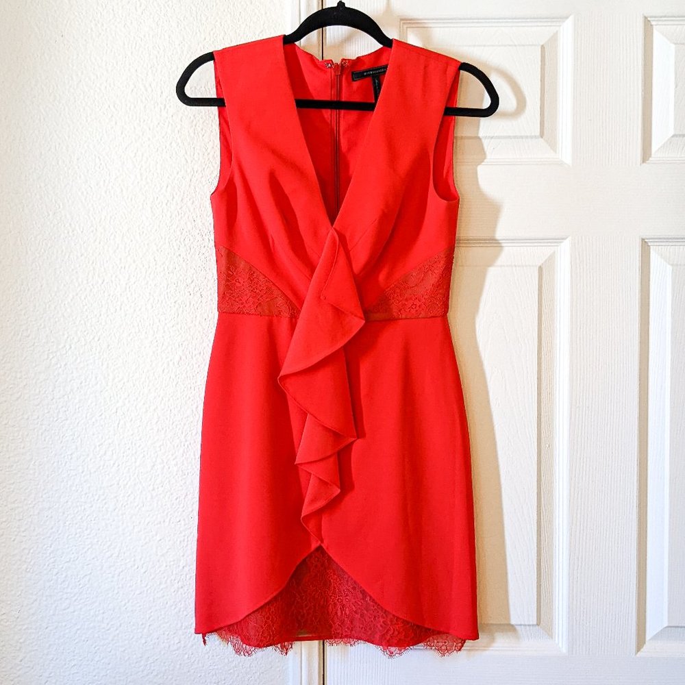 Sexy & Classy Lace Detail Cocktail Dress